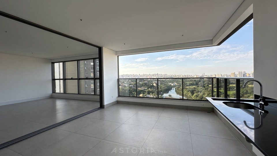 LAKESIDE RESIDENCE — foto 1